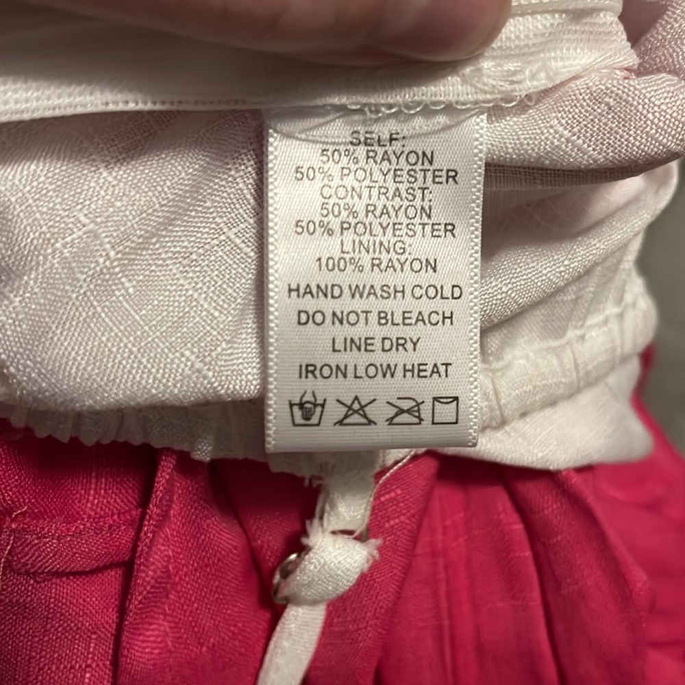 NWT Eesome romper with pockets - Picture 6 of 6